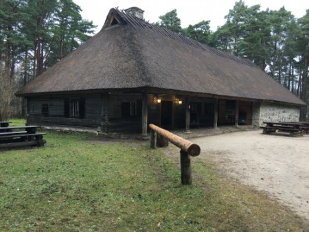 109 "Kolu Inn" traditional dining